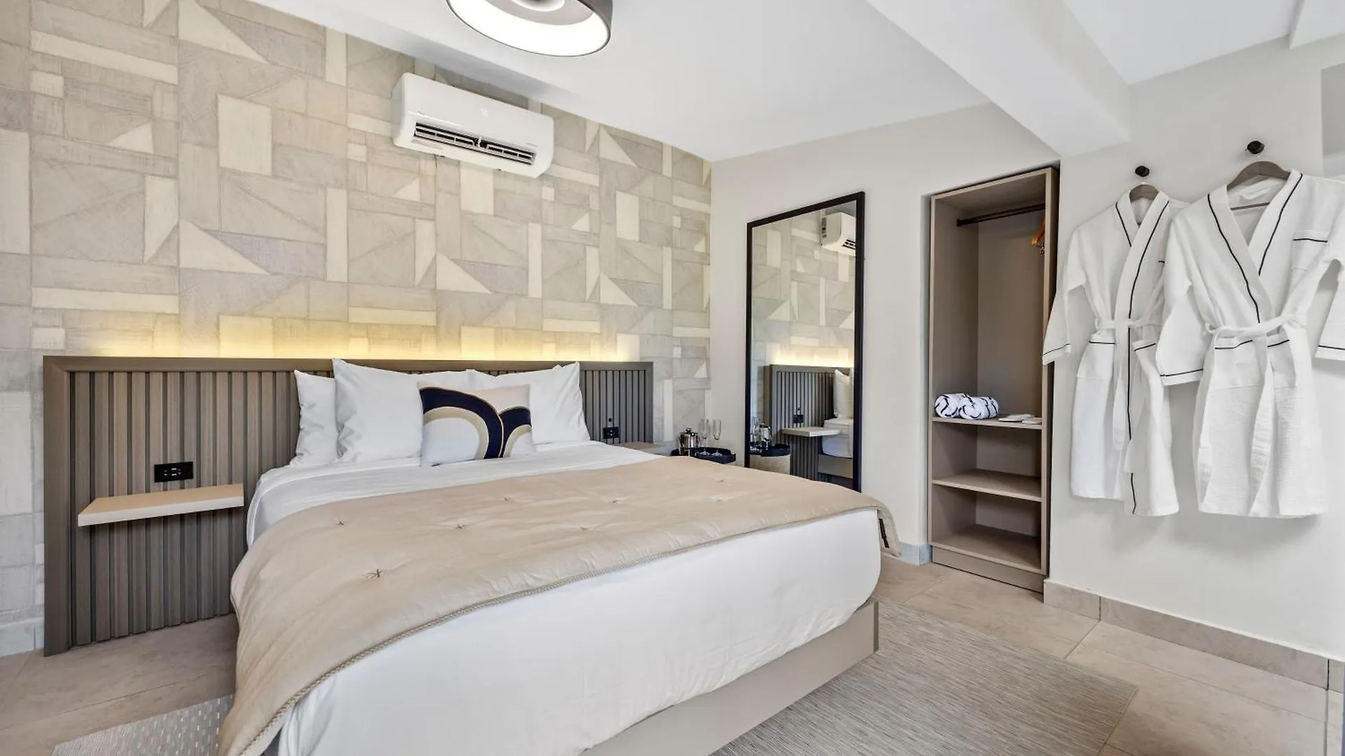 The Weekender By Otium Hotel San Juan Puerto Rico